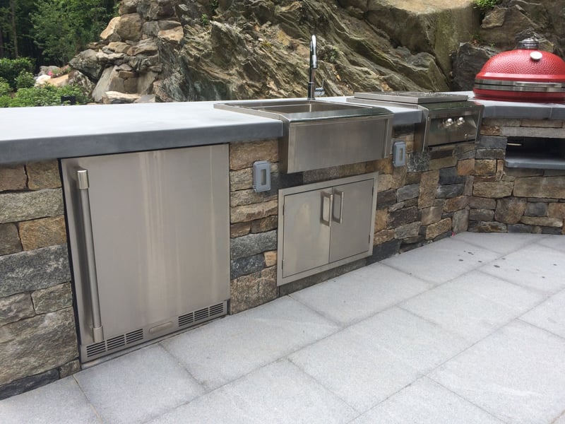 alfresco outdoor kitchen